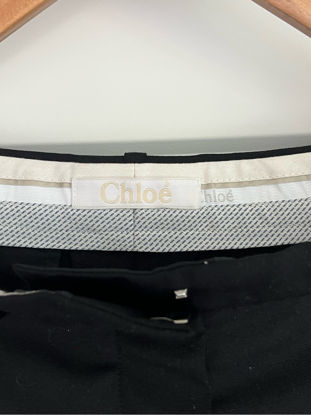 Chloé women’s trouser. Relaxed leg. Medium rise. fits like medium.